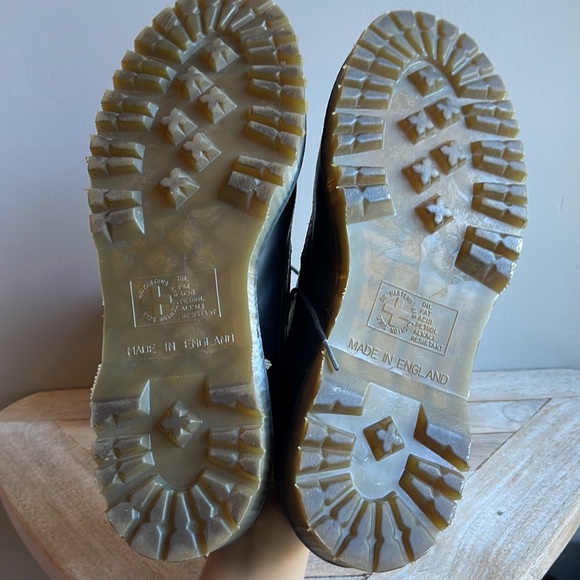 DR MARTENS 3989 Bex Smooth Leather
Brogue Shoes Size 9 - Picture 9 of 15